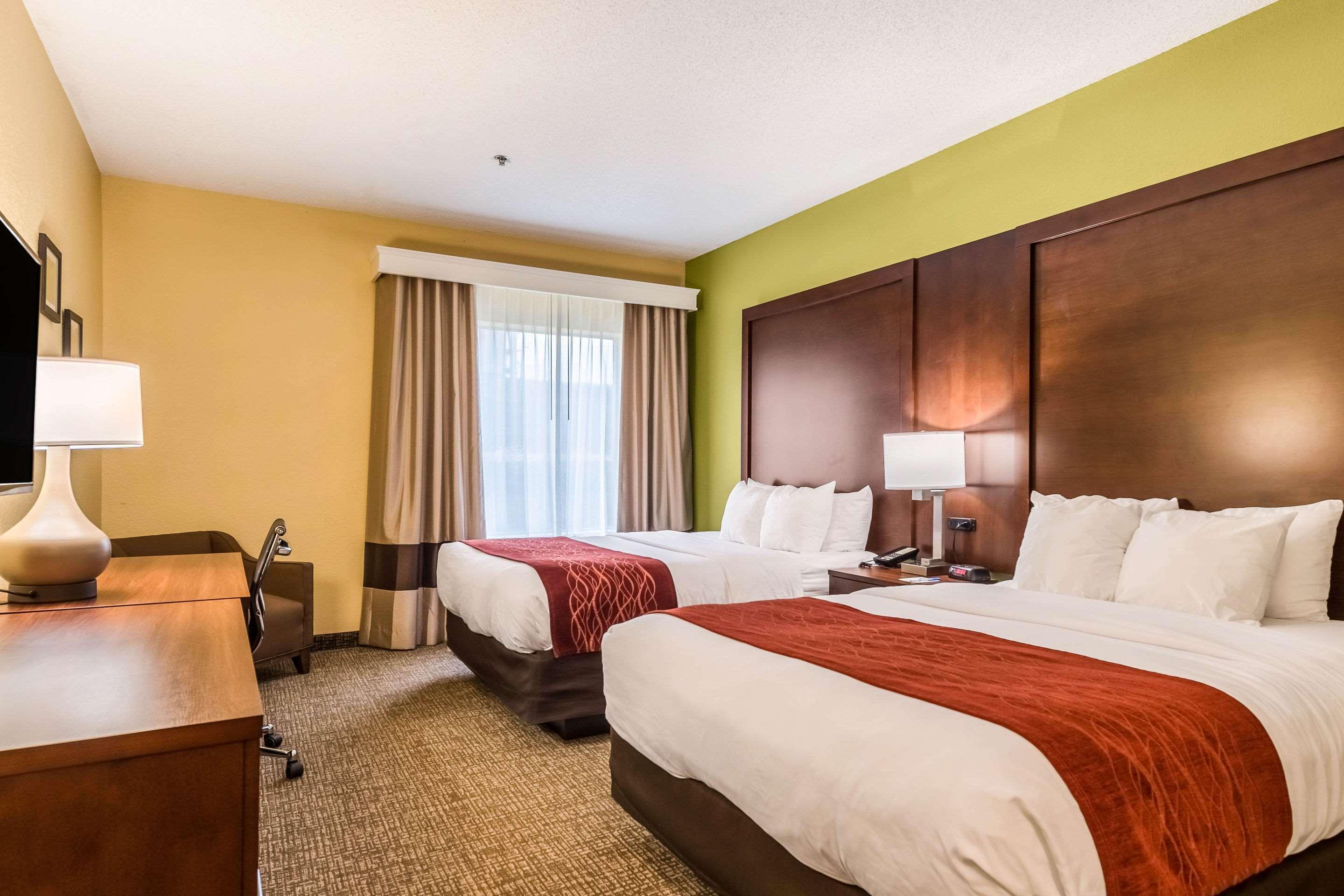 Englewood Comfort Inn & Suites מראה חיצוני תמונה
