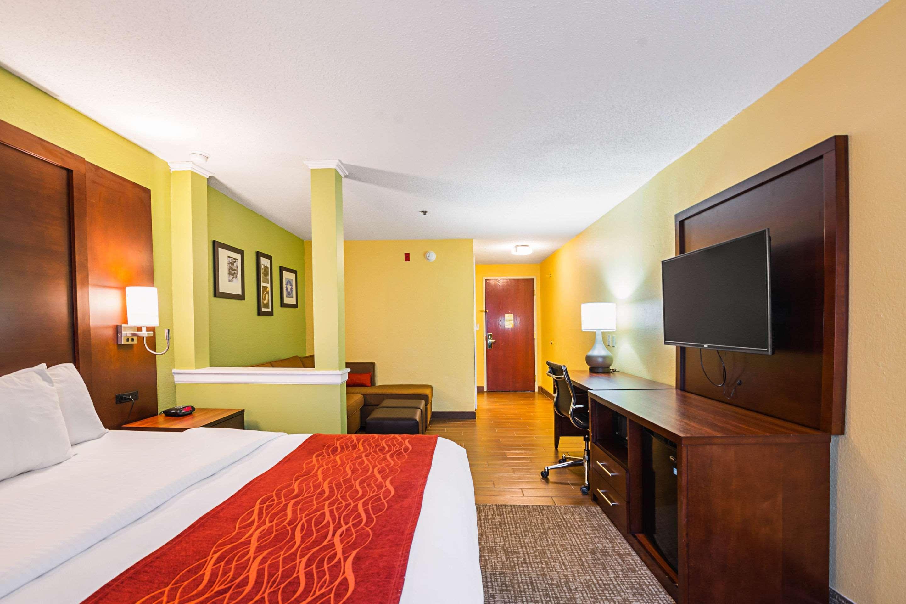 Englewood Comfort Inn & Suites מראה חיצוני תמונה