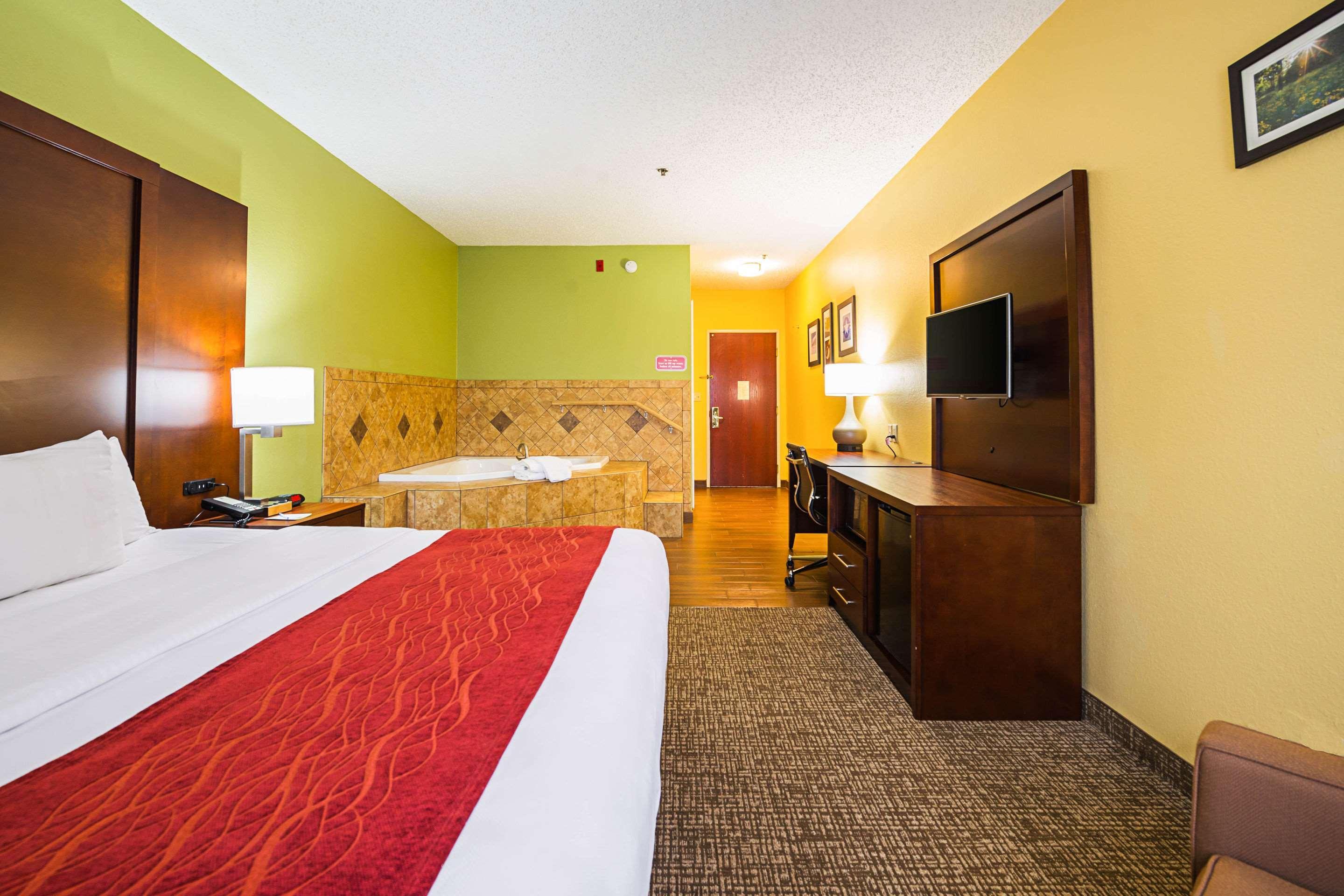 Englewood Comfort Inn & Suites מראה חיצוני תמונה
