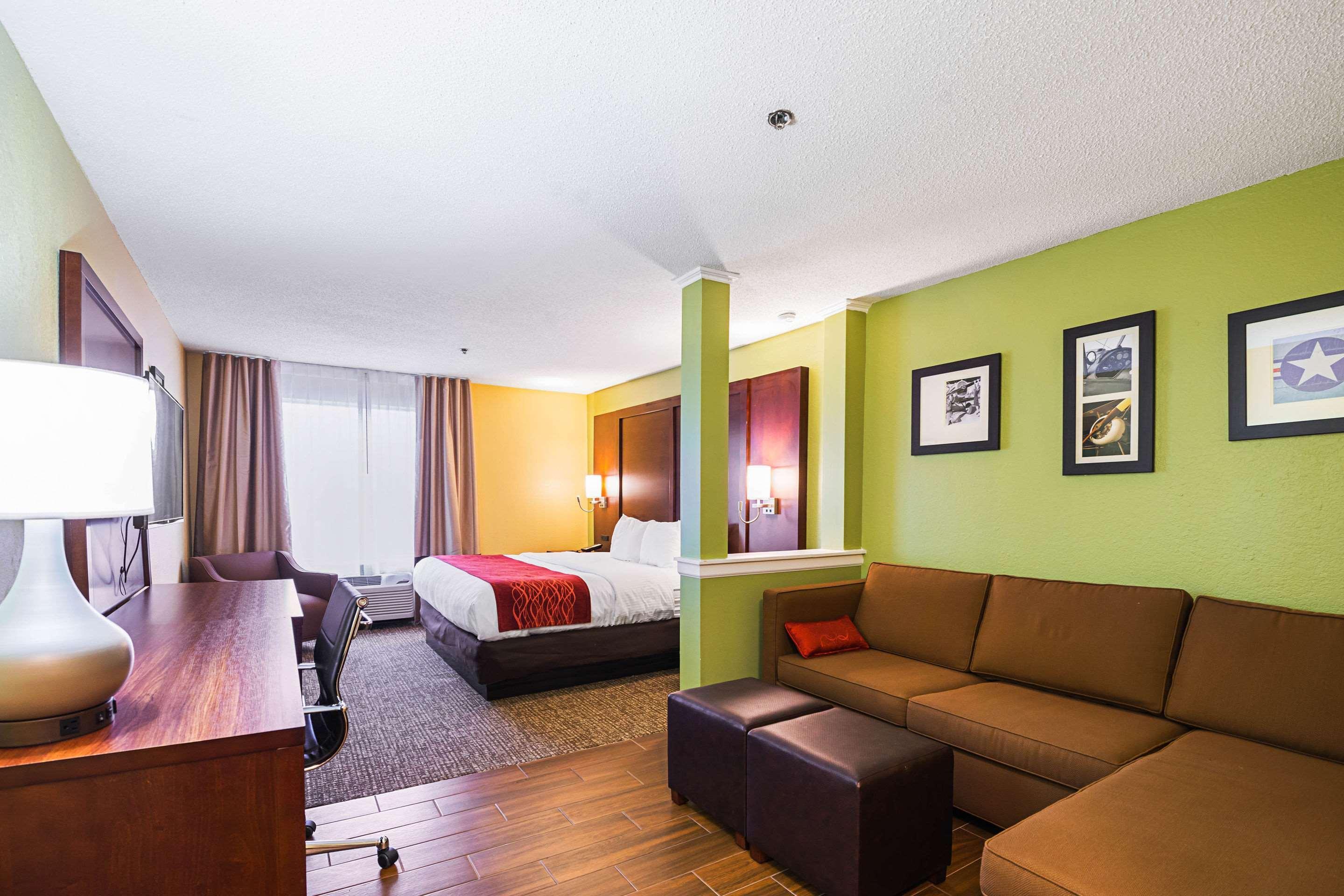 Englewood Comfort Inn & Suites מראה חיצוני תמונה