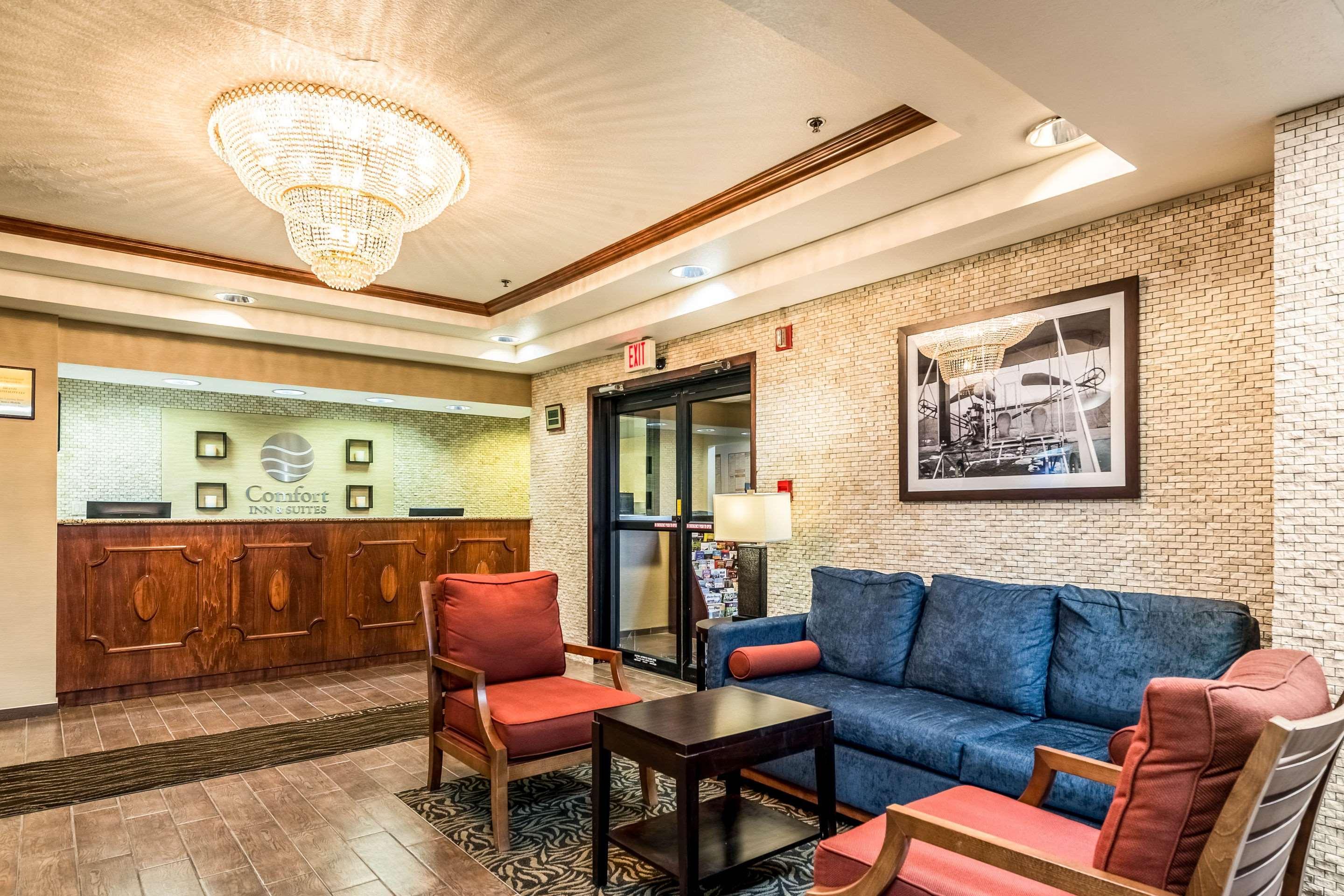 Englewood Comfort Inn & Suites מראה חיצוני תמונה