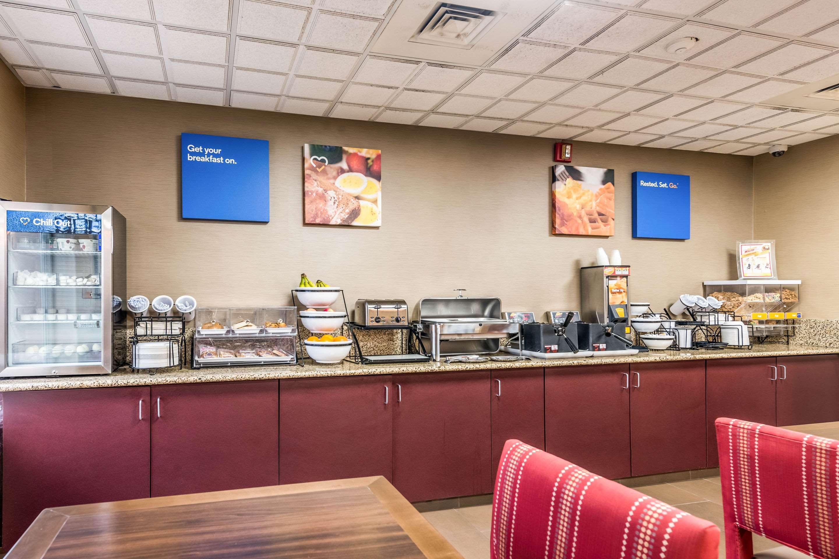Englewood Comfort Inn & Suites מראה חיצוני תמונה